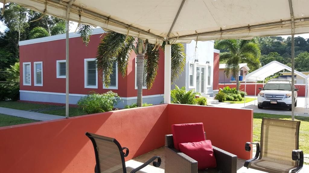 Active With Contract: $379,000 (3 beds, 2 baths, 1800 Square Feet)