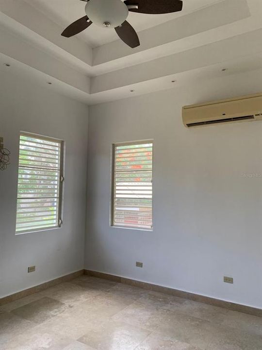 Active With Contract: $379,000 (3 beds, 2 baths, 1800 Square Feet)