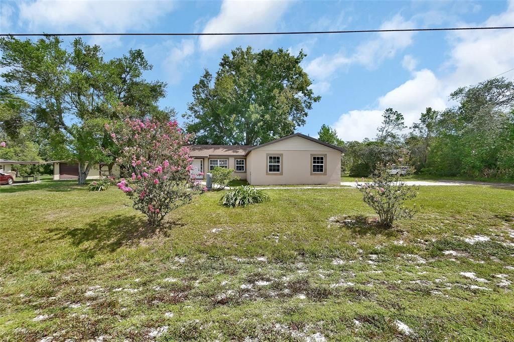 Corner Lot Front View