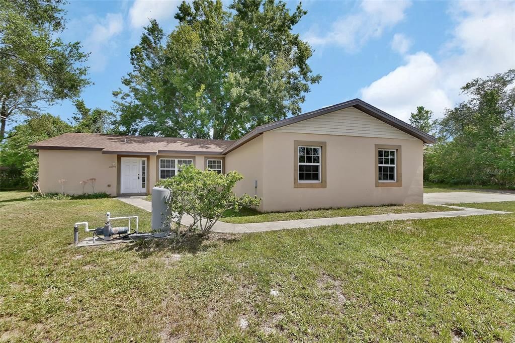 Corner Lot Front View
