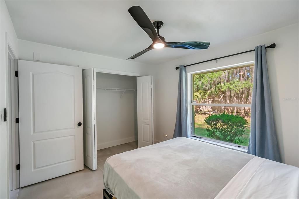 待售: $399,000 (4 贝兹, 2 浴室, 2148 平方英尺)