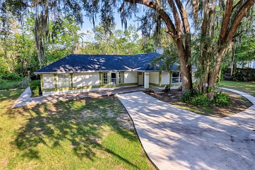 待售: $399,000 (4 贝兹, 2 浴室, 2148 平方英尺)