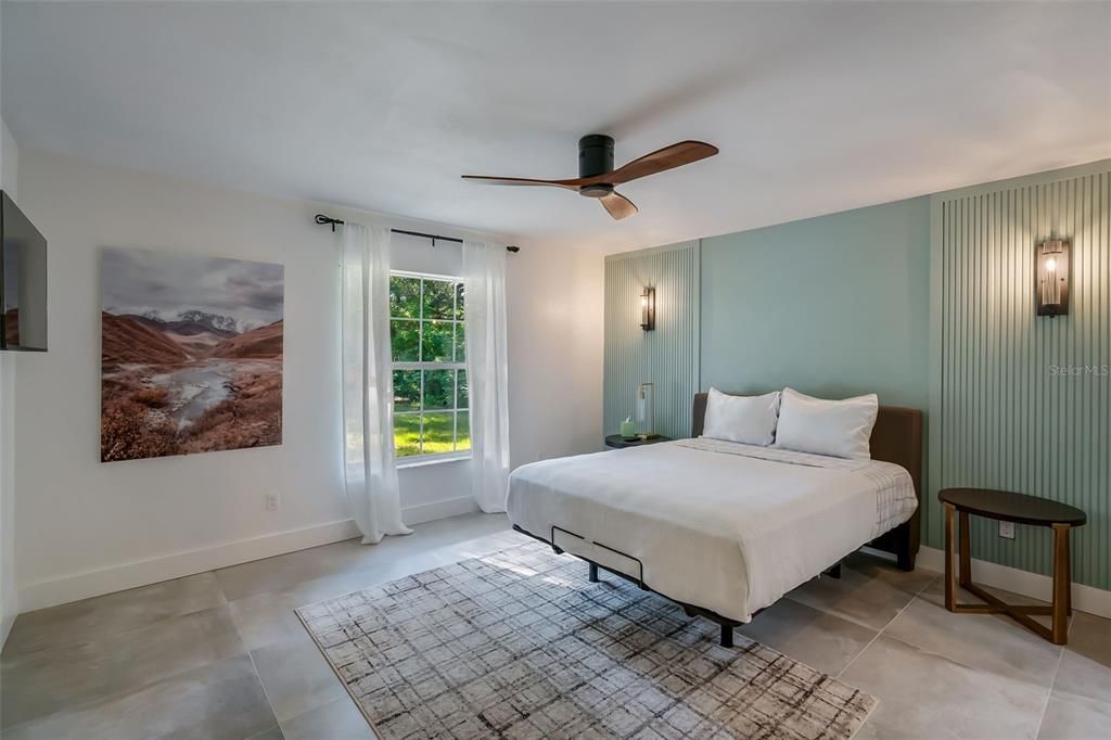 待售: $399,000 (4 贝兹, 2 浴室, 2148 平方英尺)