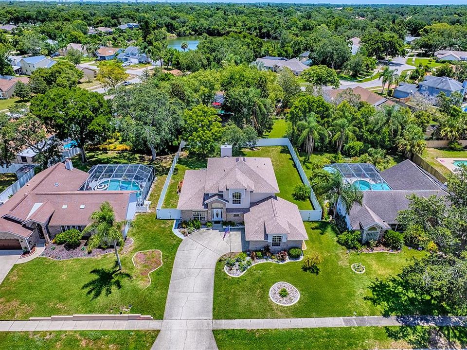 Activo con contrato: $399,999 (3 camas, 2 baños, 2043 Pies cuadrados)