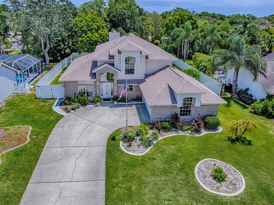 Activo con contrato: $399,999 (3 camas, 2 baños, 2043 Pies cuadrados)