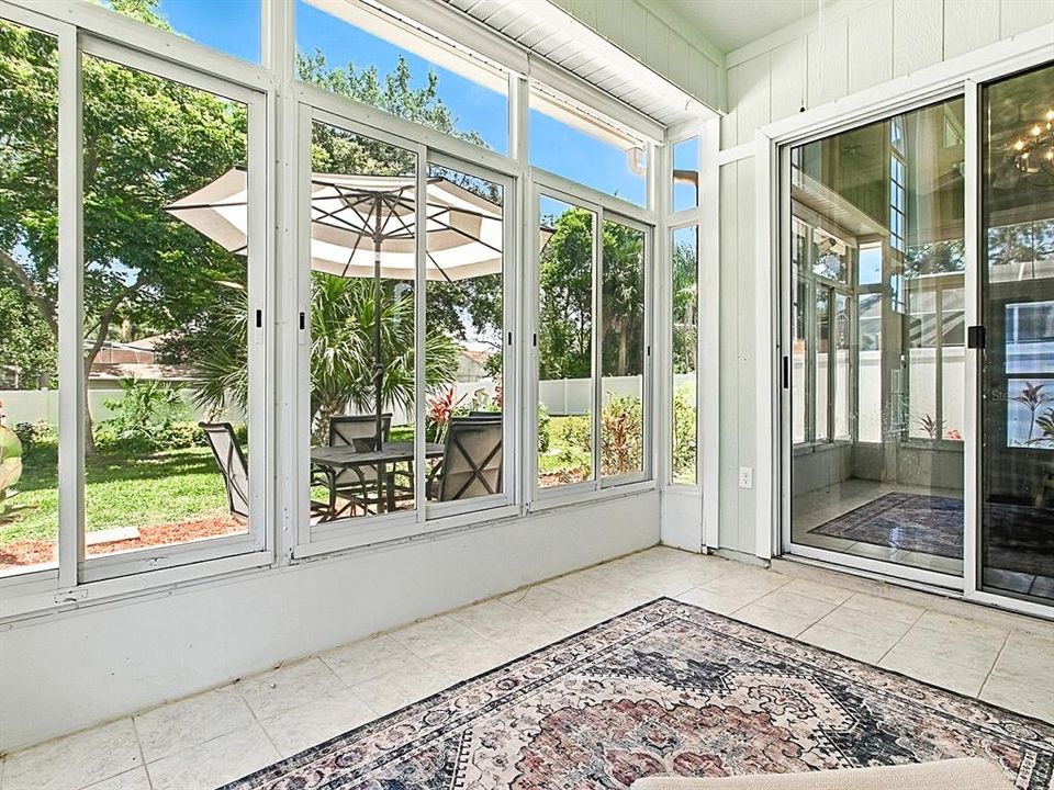 Activo con contrato: $399,999 (3 camas, 2 baños, 2043 Pies cuadrados)