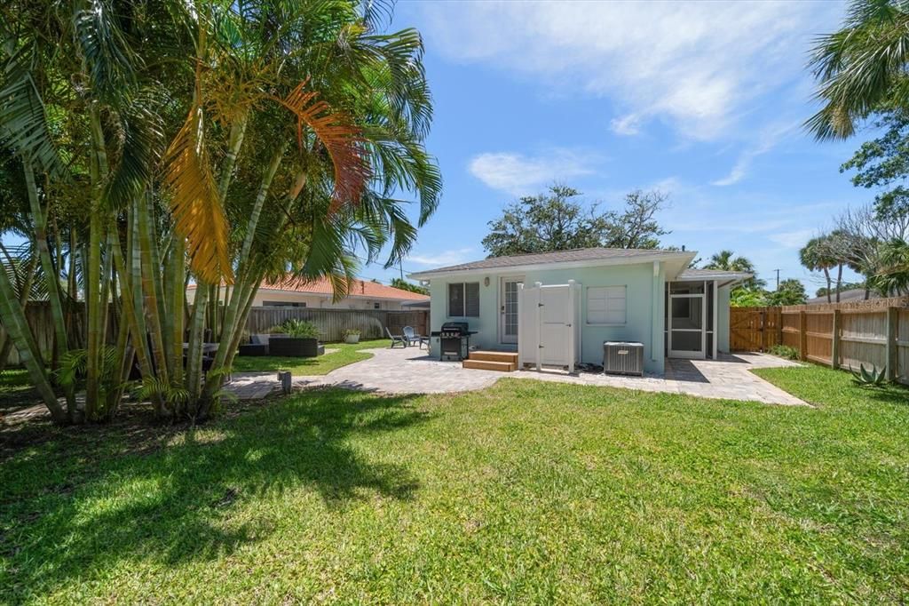 En Venta: $799,000 (4 camas, 3 baños, 1446 Pies cuadrados)