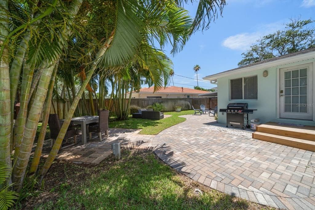 En Venta: $799,000 (4 camas, 3 baños, 1446 Pies cuadrados)