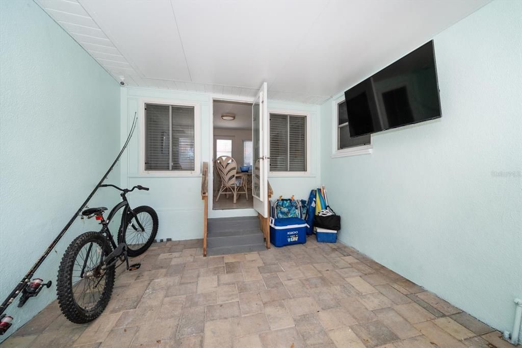 En Venta: $799,000 (4 camas, 3 baños, 1446 Pies cuadrados)