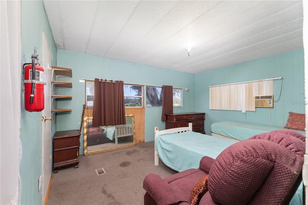 For Sale: $580,000 (3 beds, 3 baths, 1344 Square Feet)