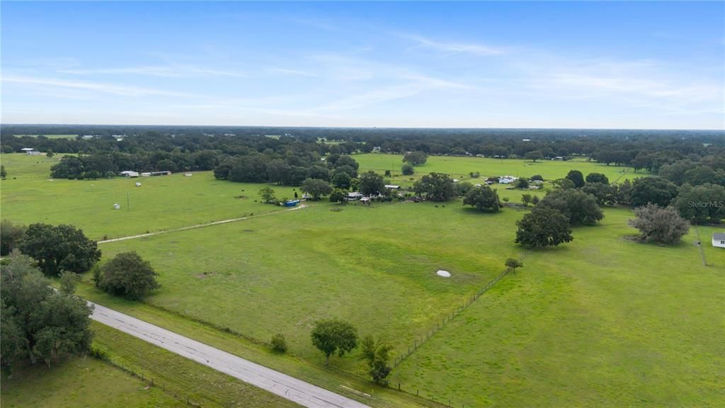 For Sale: $580,000 (3 beds, 3 baths, 1344 Square Feet)