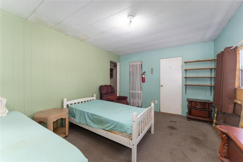 For Sale: $580,000 (3 beds, 3 baths, 1344 Square Feet)