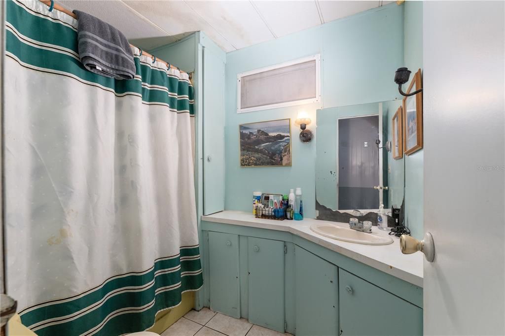 For Sale: $580,000 (3 beds, 3 baths, 1344 Square Feet)