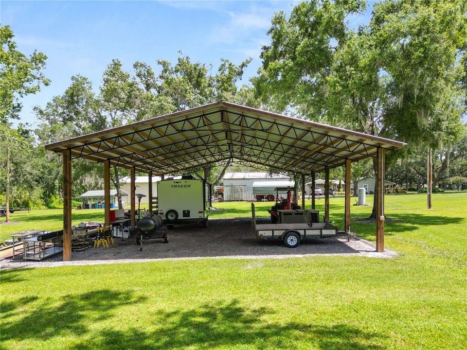 На продажу: $725,000 (3 спален, 2 ванн, 1647 Квадратных фут)