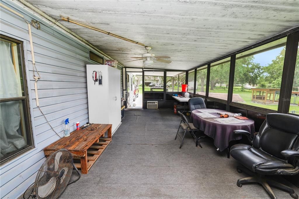 На продажу: $725,000 (3 спален, 2 ванн, 1647 Квадратных фут)