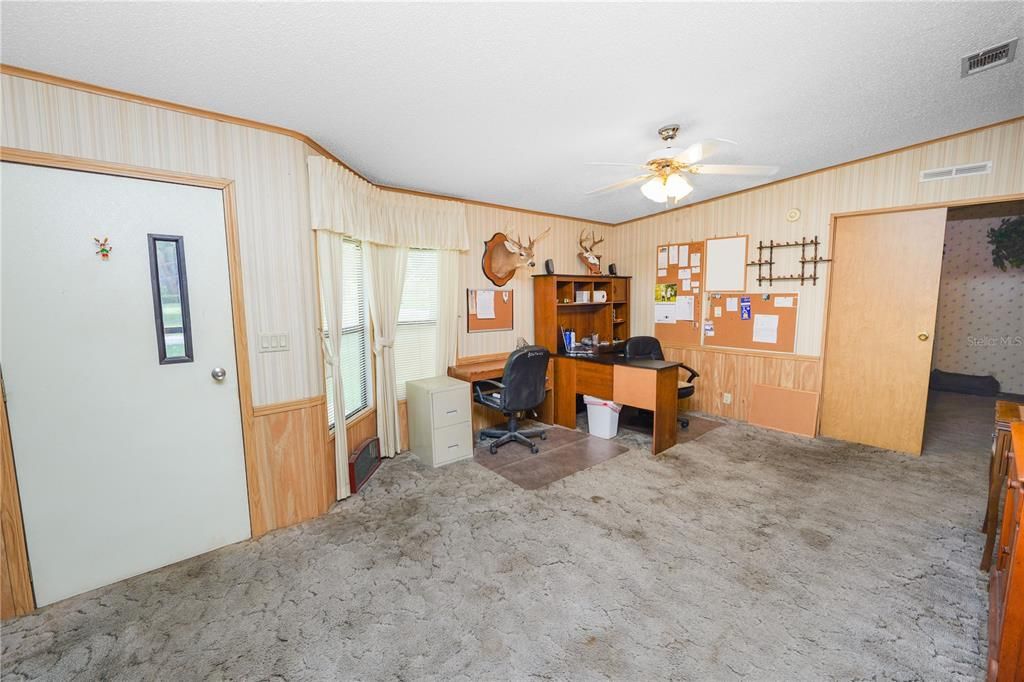 На продажу: $725,000 (3 спален, 2 ванн, 1647 Квадратных фут)