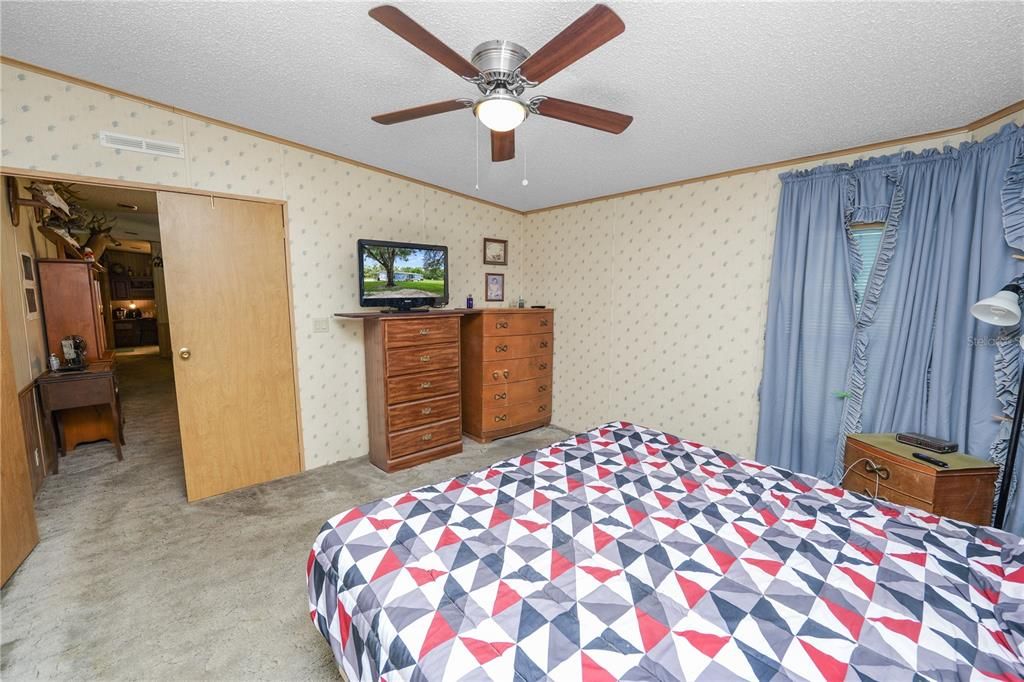 На продажу: $725,000 (3 спален, 2 ванн, 1647 Квадратных фут)