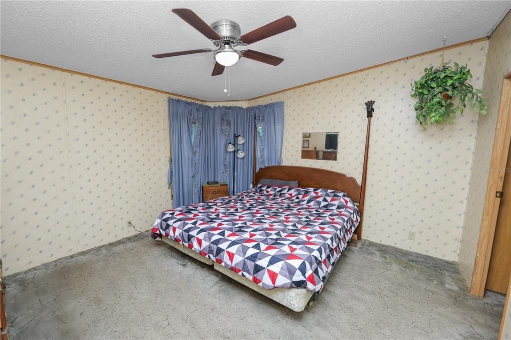 На продажу: $725,000 (3 спален, 2 ванн, 1647 Квадратных фут)