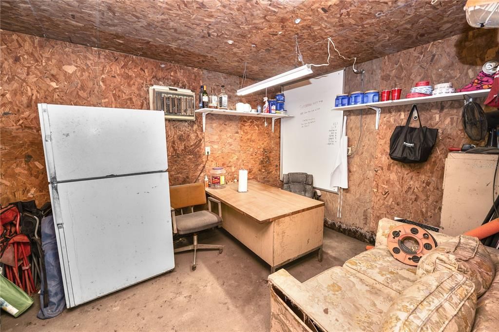 На продажу: $725,000 (3 спален, 2 ванн, 1647 Квадратных фут)