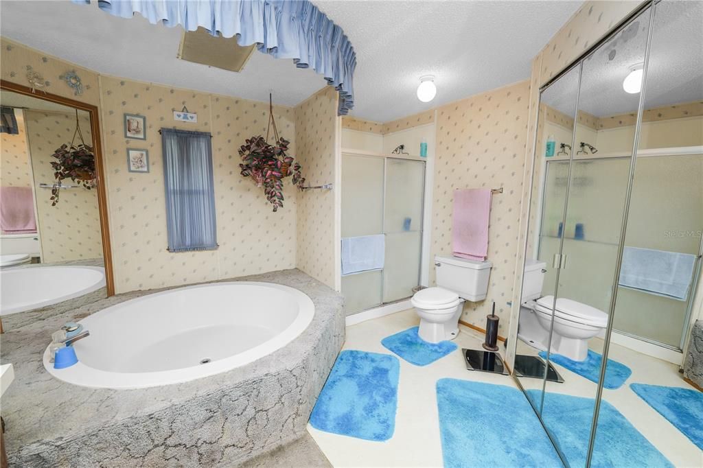 На продажу: $725,000 (3 спален, 2 ванн, 1647 Квадратных фут)