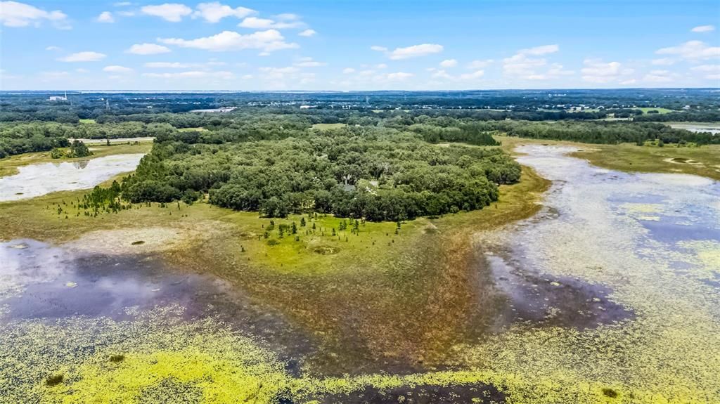 En Venta: $200,000 (16.42 acres)