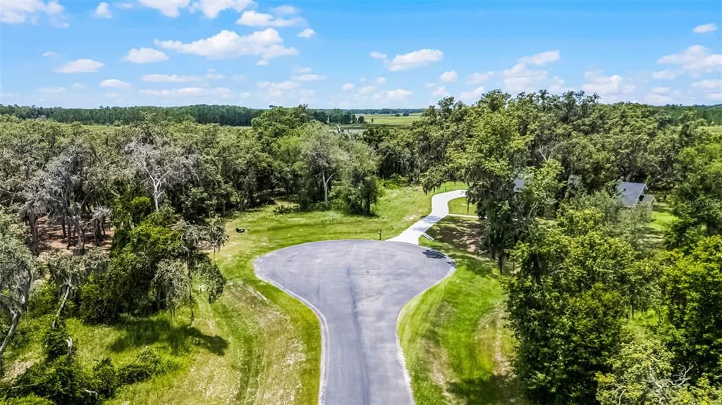 En Venta: $200,000 (16.42 acres)