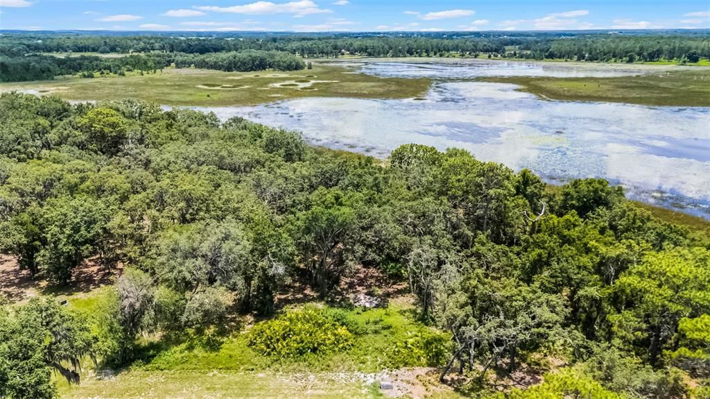 En Venta: $200,000 (16.42 acres)