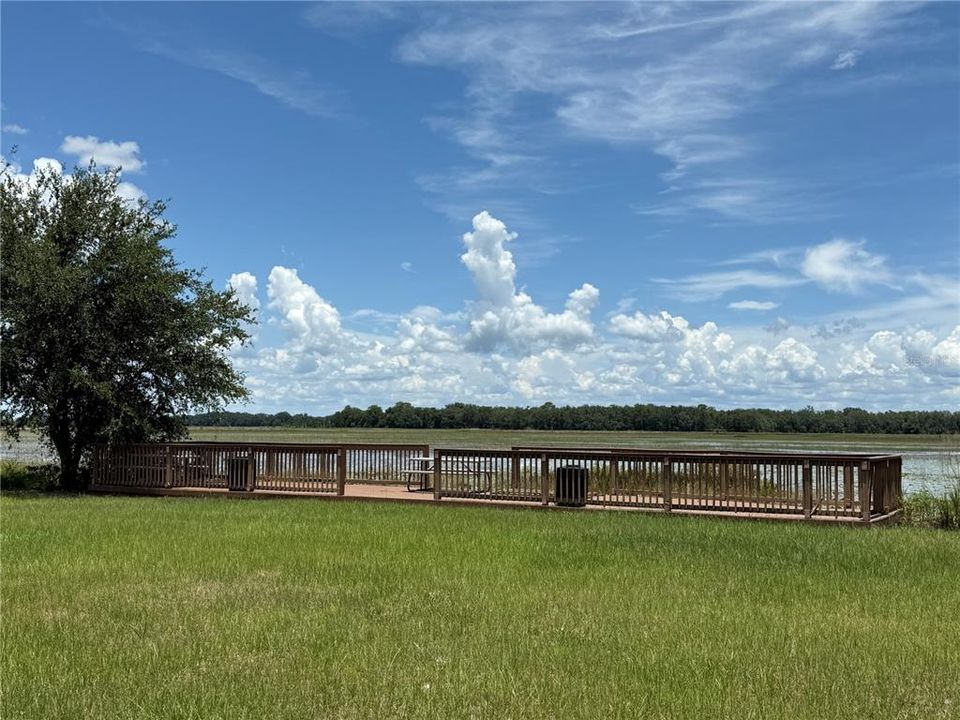 En Venta: $200,000 (16.42 acres)