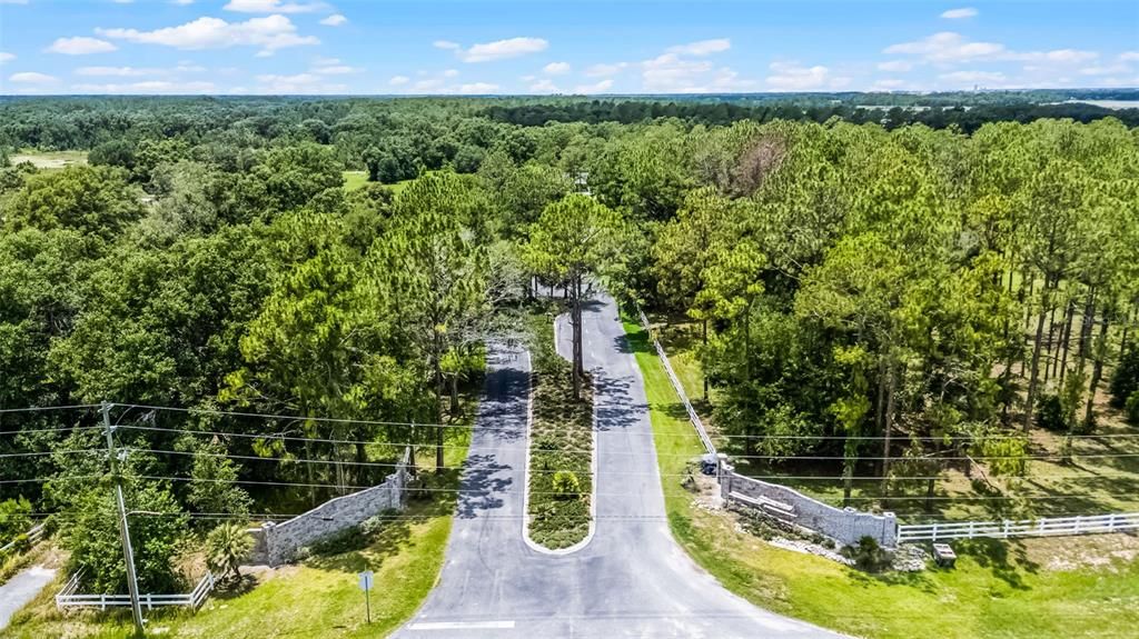 En Venta: $200,000 (16.42 acres)