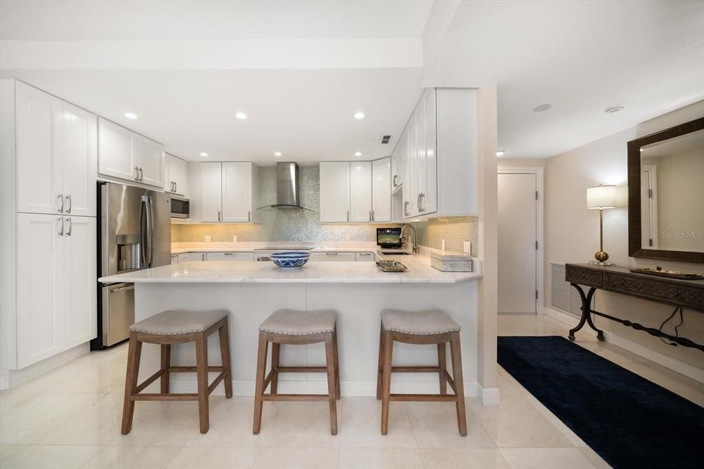 На продажу: $775,000 (2 спален, 2 ванн, 1403 Квадратных фут)