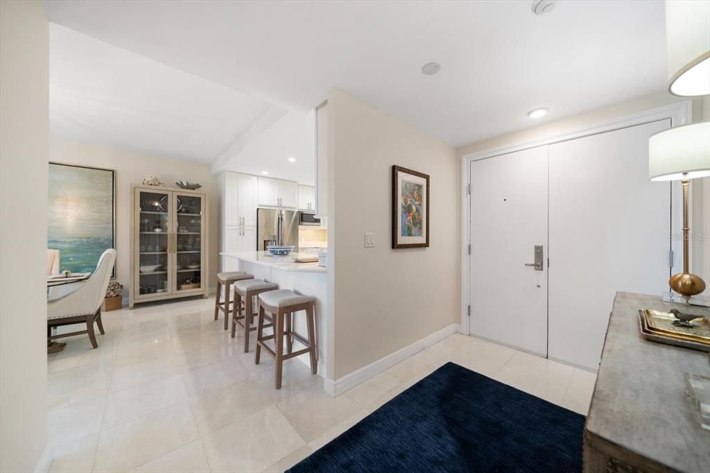 На продажу: $775,000 (2 спален, 2 ванн, 1403 Квадратных фут)