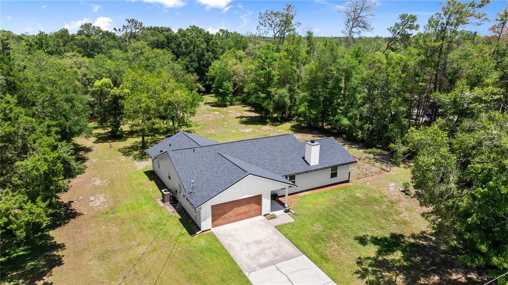 最近售出: $389,900 (3 贝兹, 2 浴室, 1572 平方英尺)