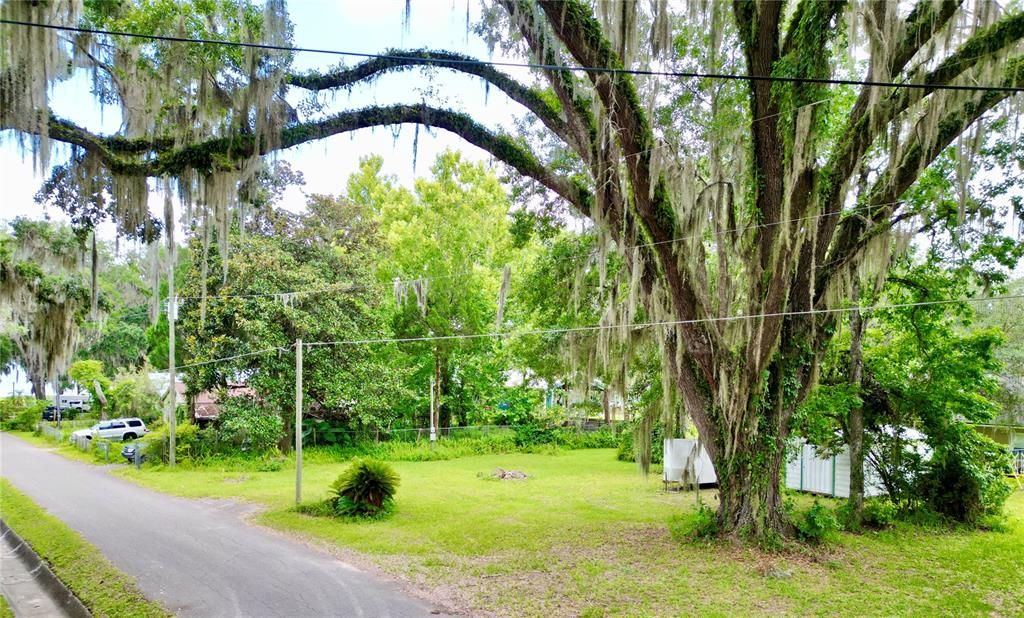 For Sale: $79,900 (0.26 acres)