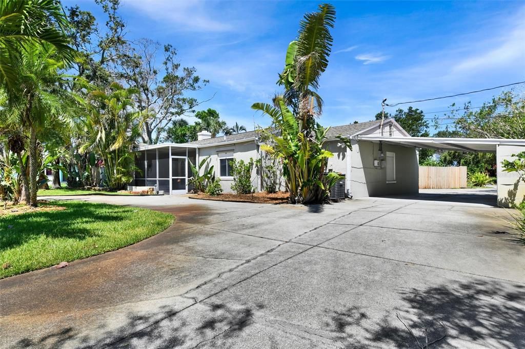 For Sale: $449,900 (0.23 acres)