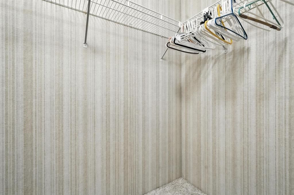 For Sale: $250,000 (3 beds, 2 baths, 1983 Square Feet)