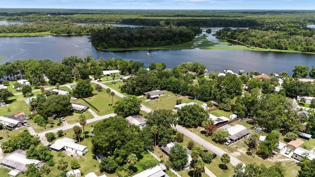 For Sale: $250,000 (3 beds, 2 baths, 1983 Square Feet)
