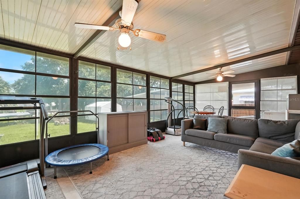 For Sale: $250,000 (3 beds, 2 baths, 1983 Square Feet)