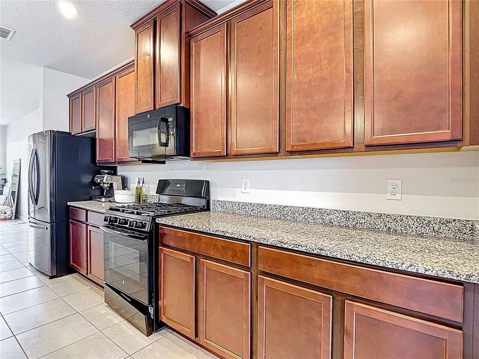 En Renta: $2,450 (3 camas, 2 baños, 1772 Pies cuadrados)