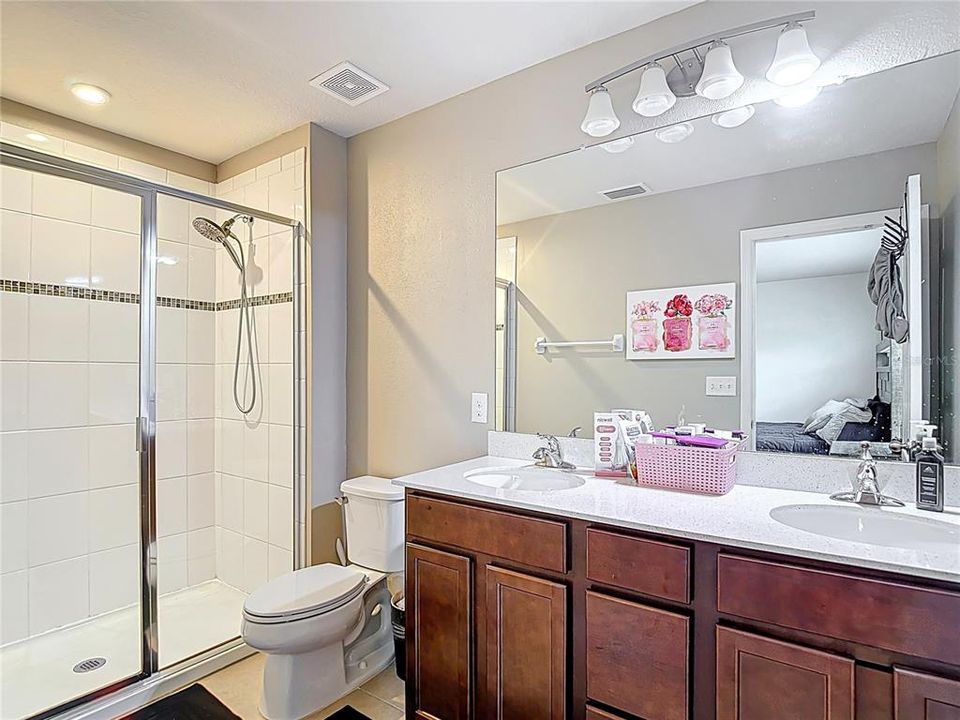 En Renta: $2,450 (3 camas, 2 baños, 1772 Pies cuadrados)