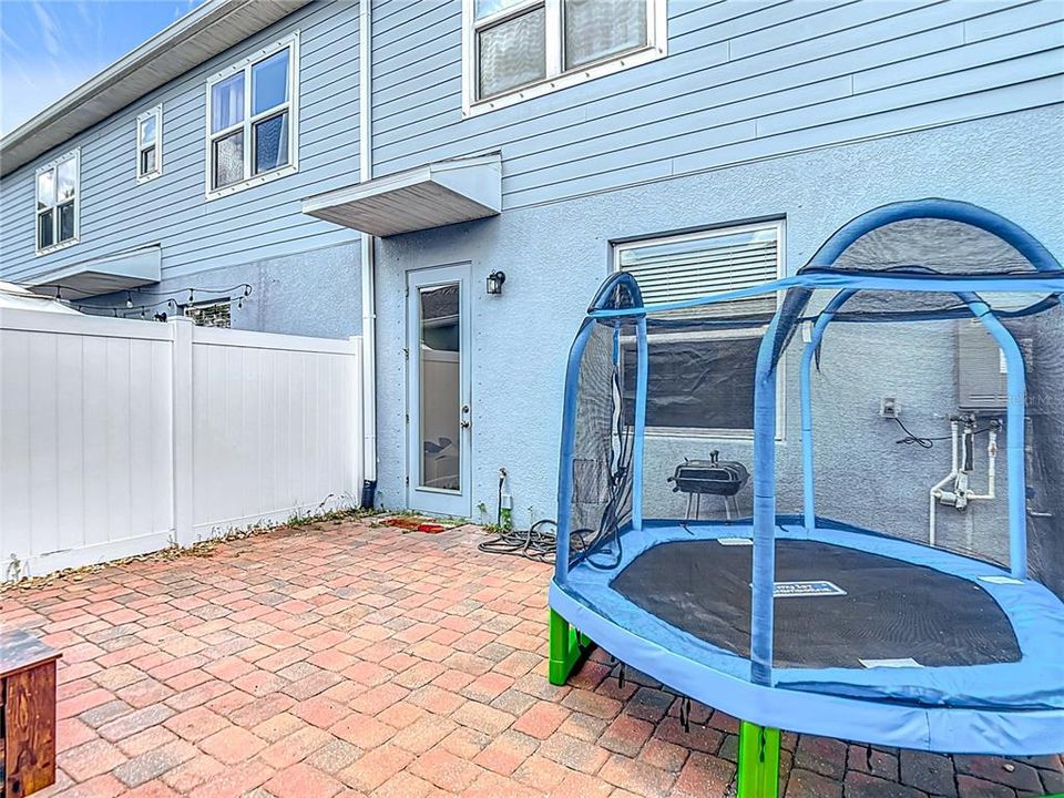 En Renta: $2,450 (3 camas, 2 baños, 1772 Pies cuadrados)