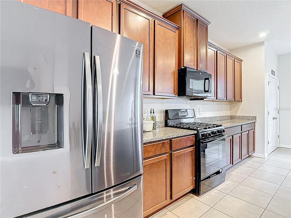 En Renta: $2,450 (3 camas, 2 baños, 1772 Pies cuadrados)