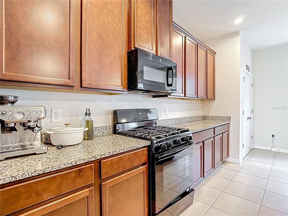 En Renta: $2,450 (3 camas, 2 baños, 1772 Pies cuadrados)