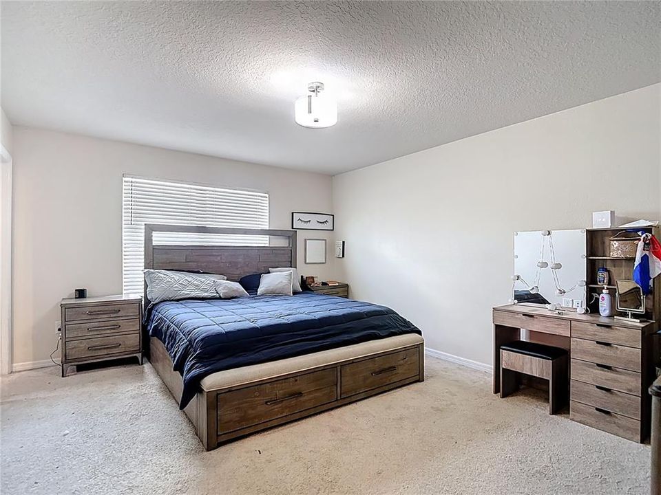 En Renta: $2,450 (3 camas, 2 baños, 1772 Pies cuadrados)