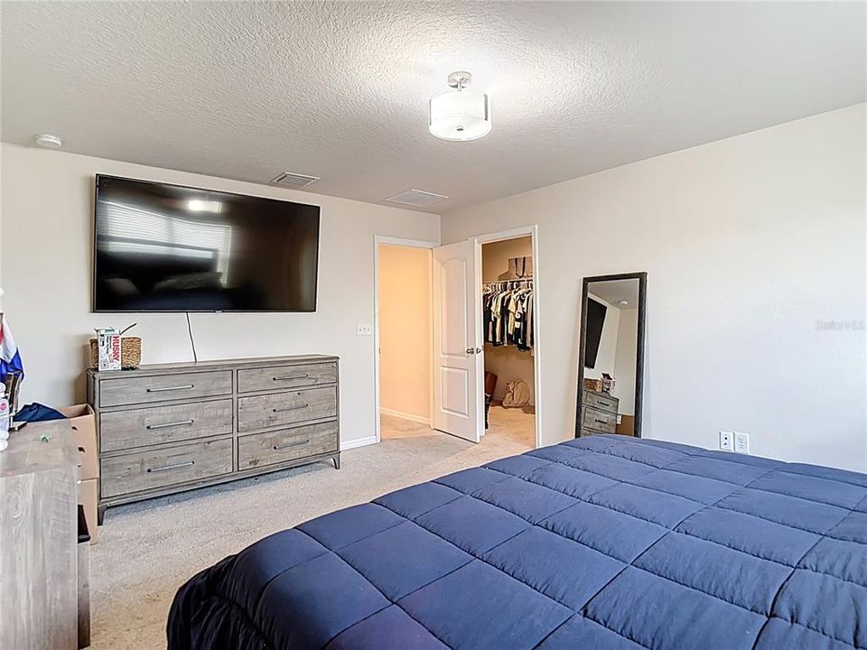 En Renta: $2,450 (3 camas, 2 baños, 1772 Pies cuadrados)