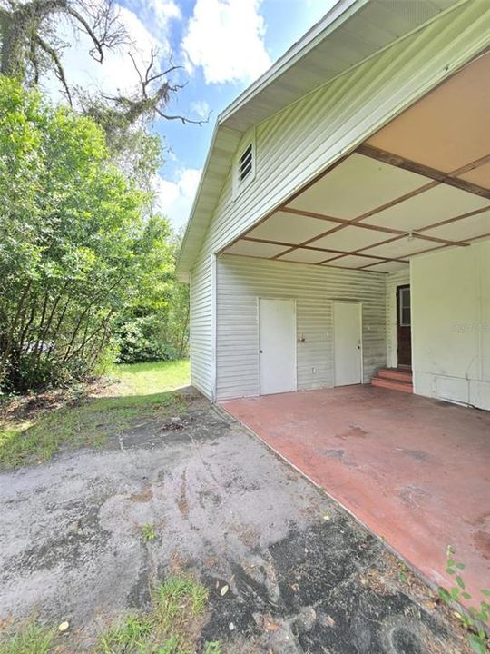 待售: $165,000 (3 贝兹, 1 浴室, 1464 平方英尺)