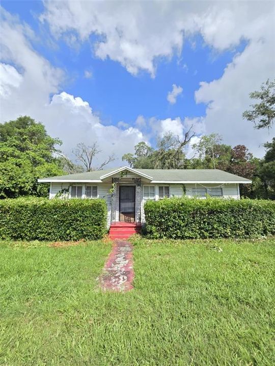 待售: $165,000 (3 贝兹, 1 浴室, 1464 平方英尺)