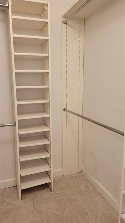 Active With Contract: $2,000 (2 beds, 2 baths, 1351 Square Feet)