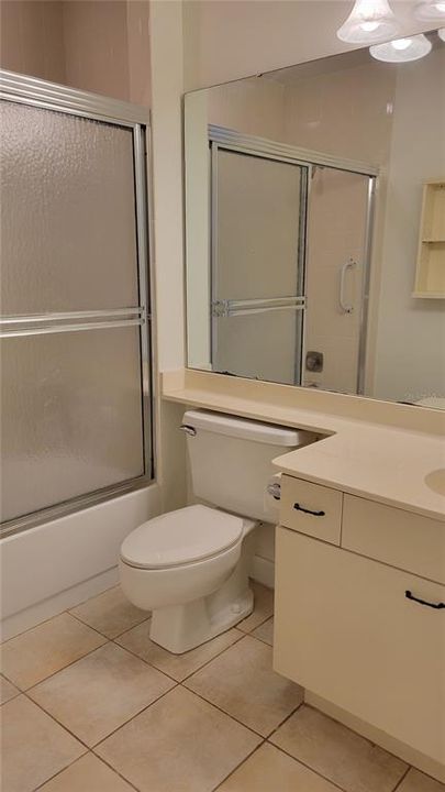 Active With Contract: $2,000 (2 beds, 2 baths, 1351 Square Feet)