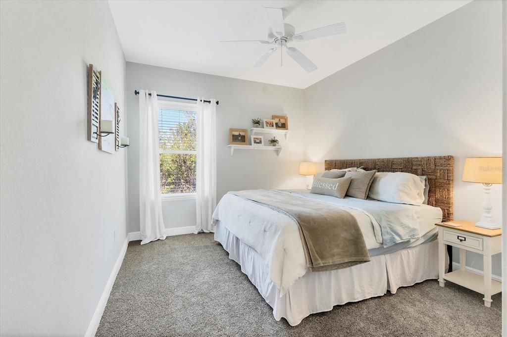 Active With Contract: $384,750 (4 beds, 3 baths, 2470 Square Feet)