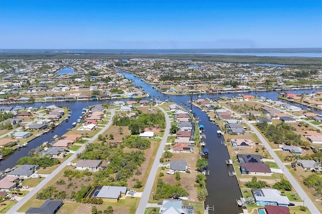 Active With Contract: $384,750 (4 beds, 3 baths, 2470 Square Feet)